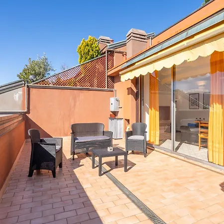Apartment Joly House Leggiuno