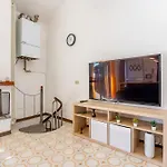 Joly House - Maggiore *