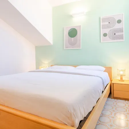 Ioly House - Maggiore Apartment Leggiuno