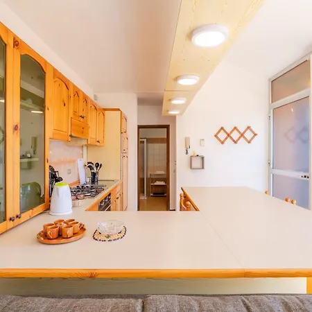 Joly House Apartment *