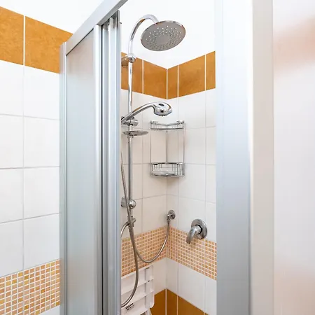 Apartment Ioly House - Maggiore *