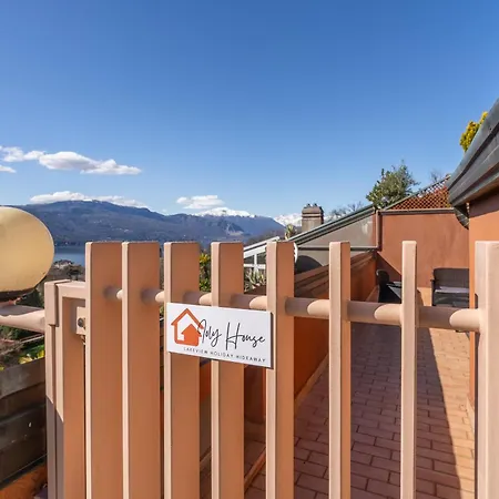 Ioly House - Maggiore Apartment Leggiuno