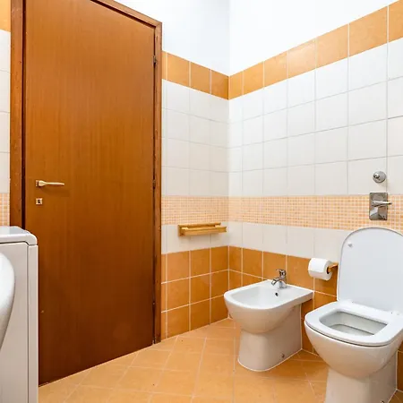 Apartment Ioly House - Maggiore *