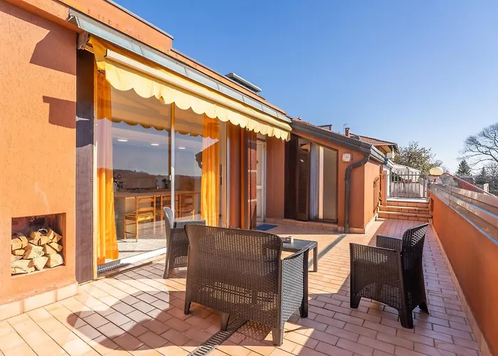 Joly House - Maggiore *