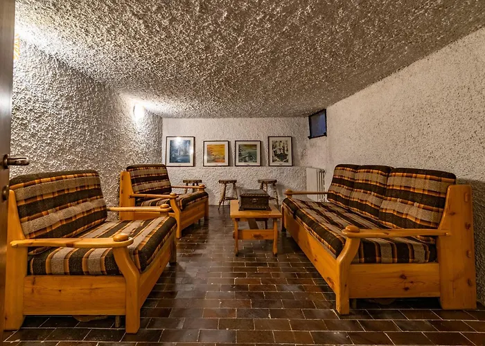 Joly House - Maggiore *